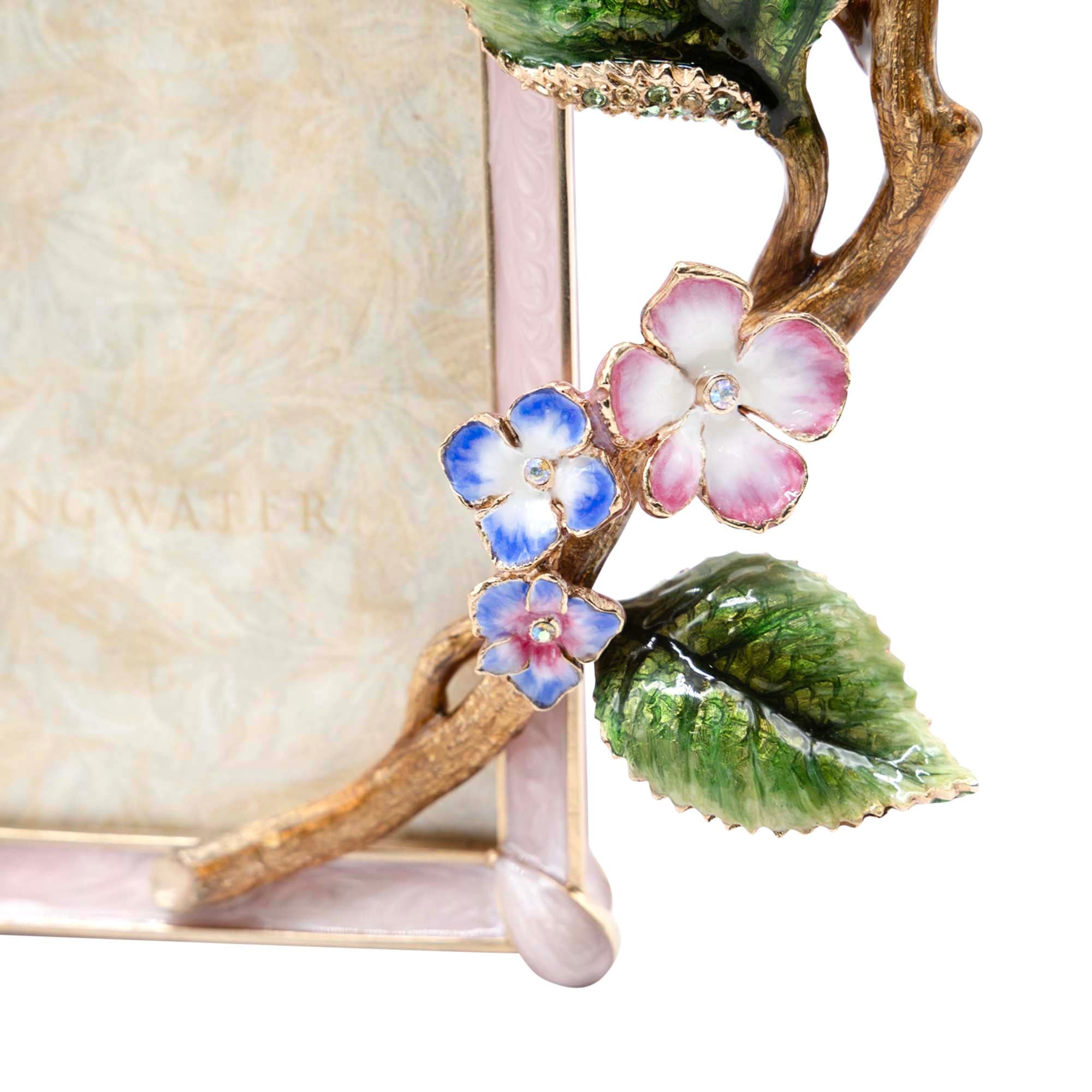 Gail Hydrangea 5"x 7" Frame - Pink