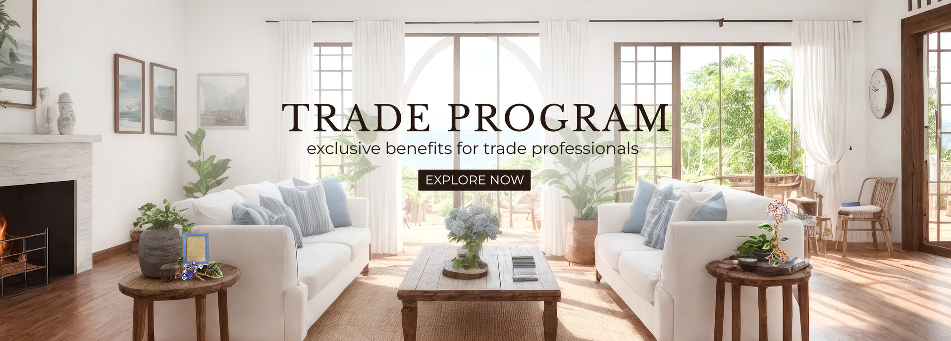 Banner featuring a large living room layout with a Jay Strongwater Hydrangea frame and our Hydrangea objet